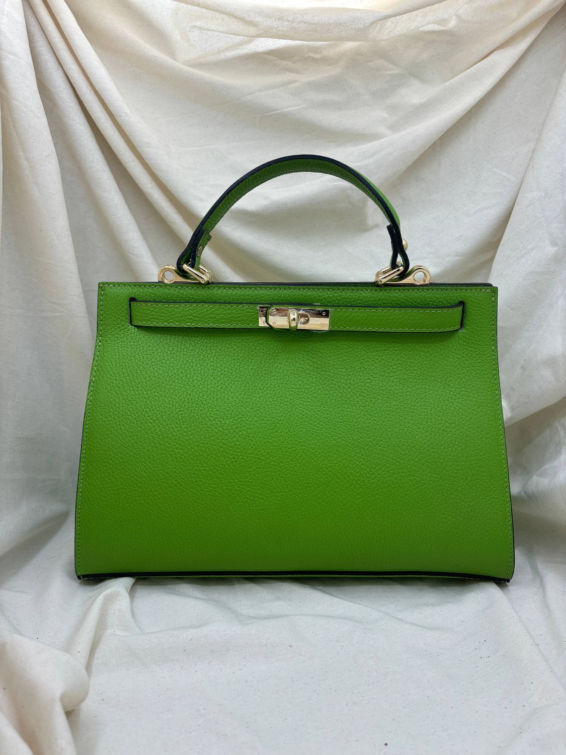 Large genuine leather handbag w/ shoulder strap