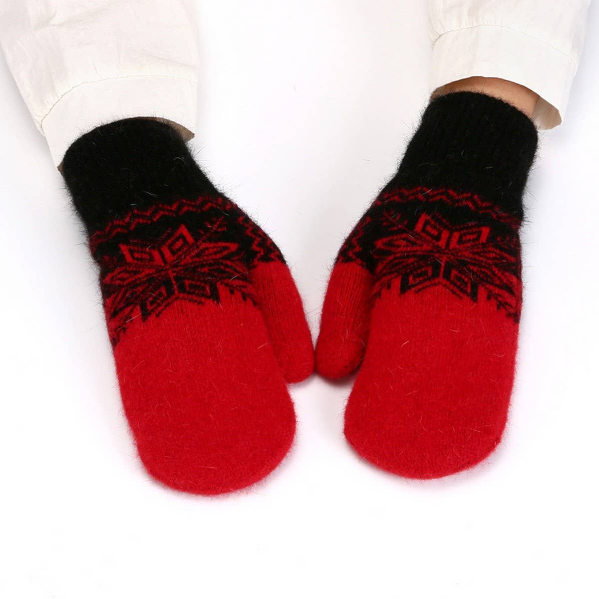 Neutral Jacquard Knitted Gloves