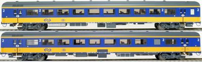 2-delige Set NS ICRm Garnituur 1 2-delige Set NS ICRm Garnituur 1 "Amsterdam-Brussel" "HSL" Passagiersrijtuig Bpmz10 Fietsrijtuig Bpmbdz8 (nieuwe kleur Geel / Blauw) Epoche VI