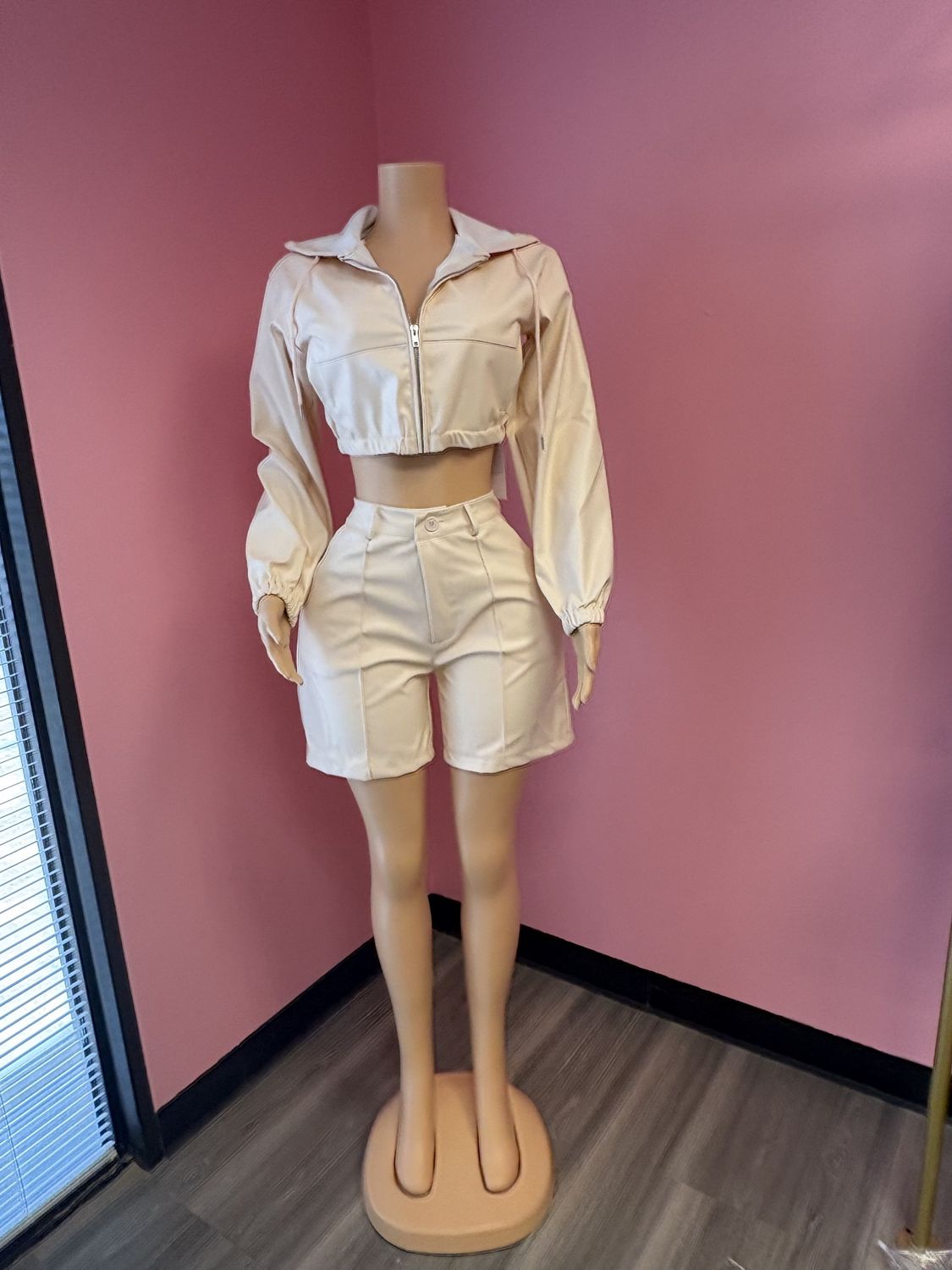 Champagne leather set