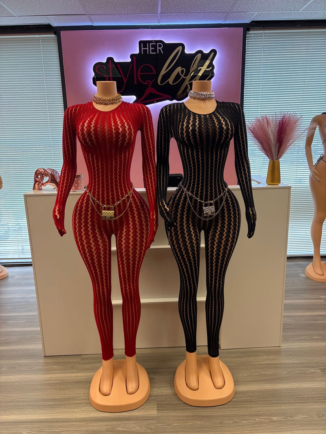 Signature snatched sets