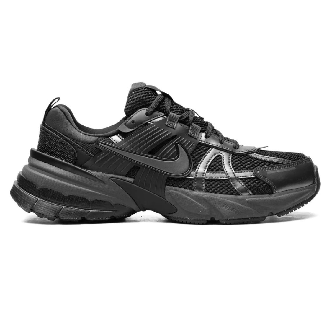 Nike V2K Run - Black Dark Smoke Grey - 499K Sneakers