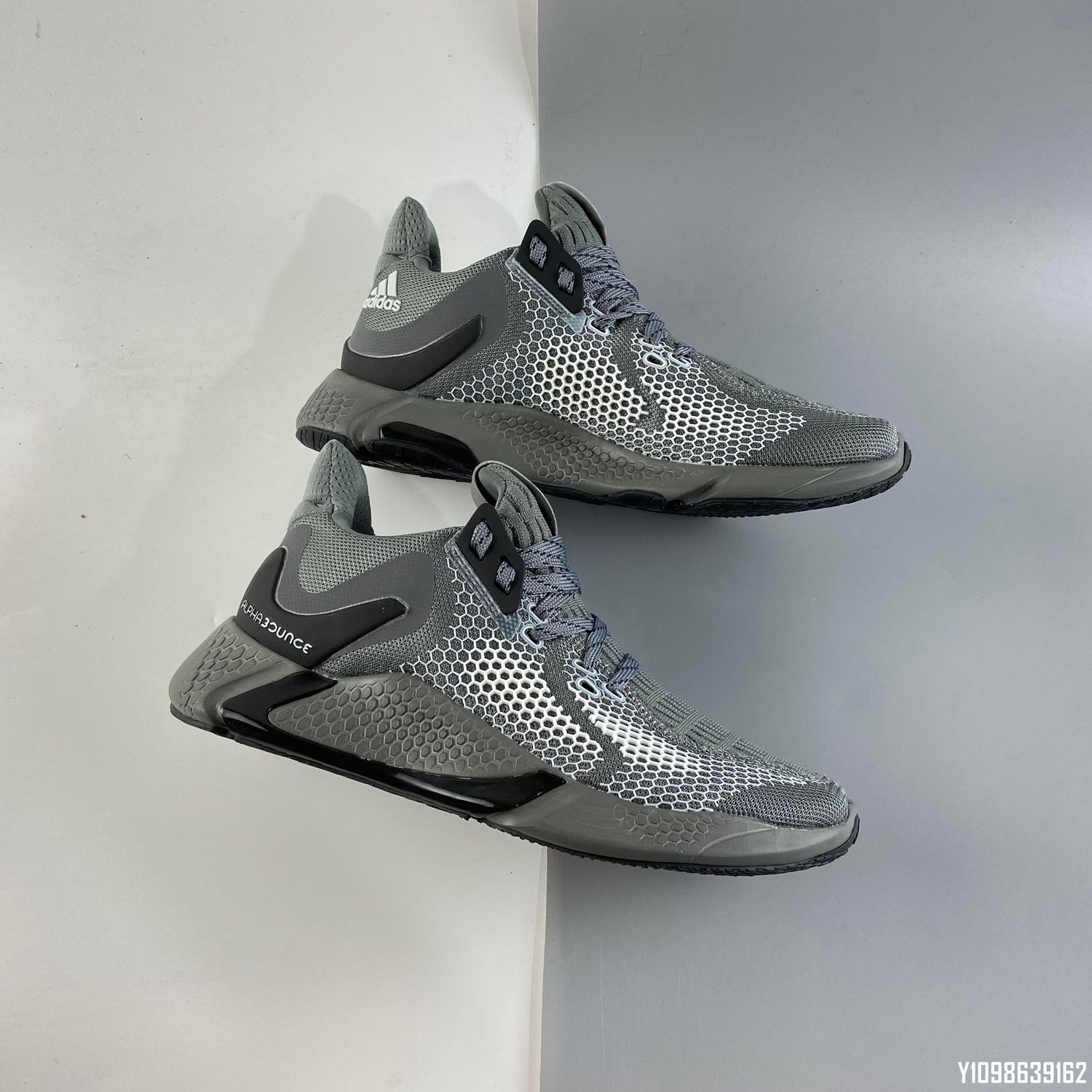 Adidas EDGE Limited Edition - Grey Silver