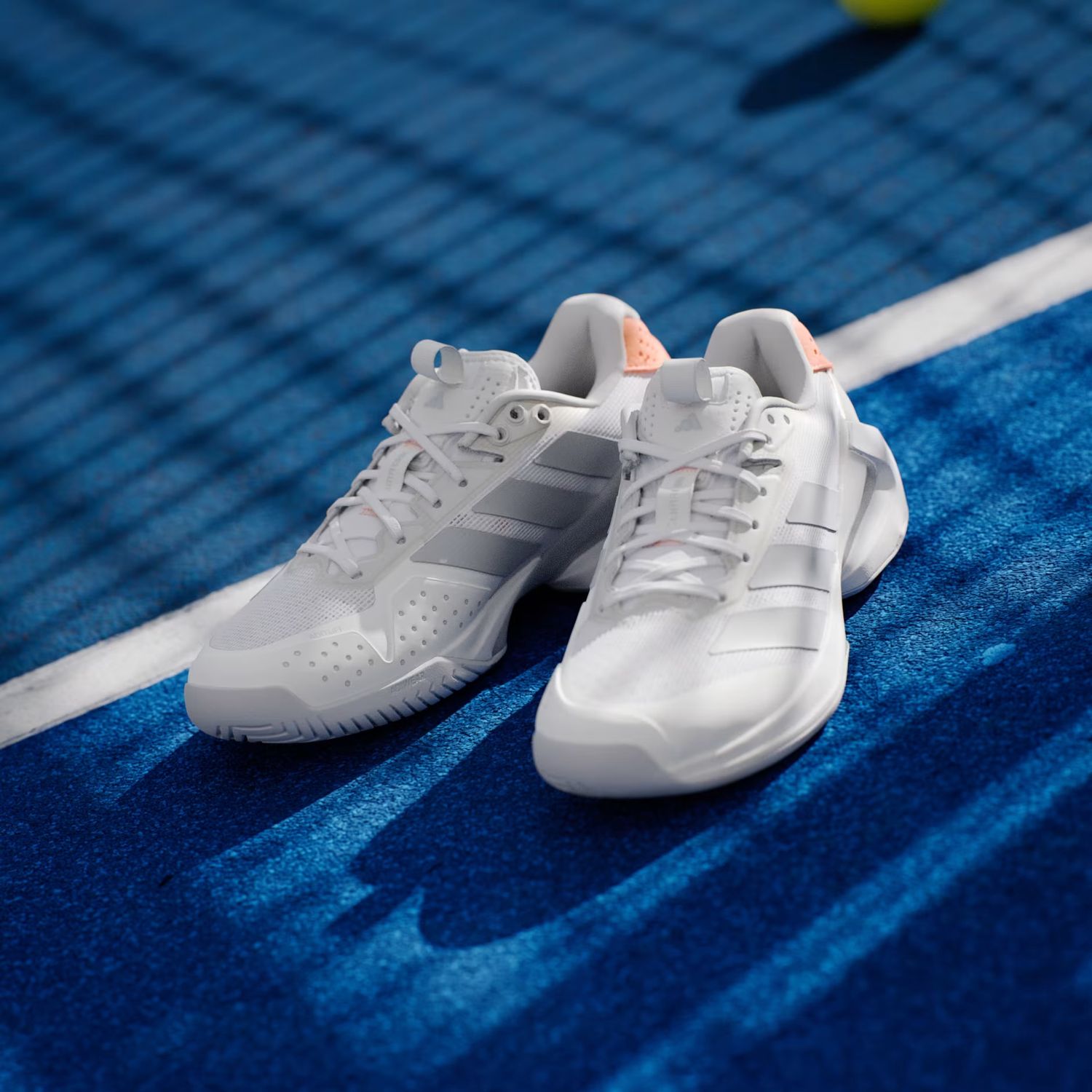 Adizero Ubersonic 5 Clay Cloud White/Beam Orange