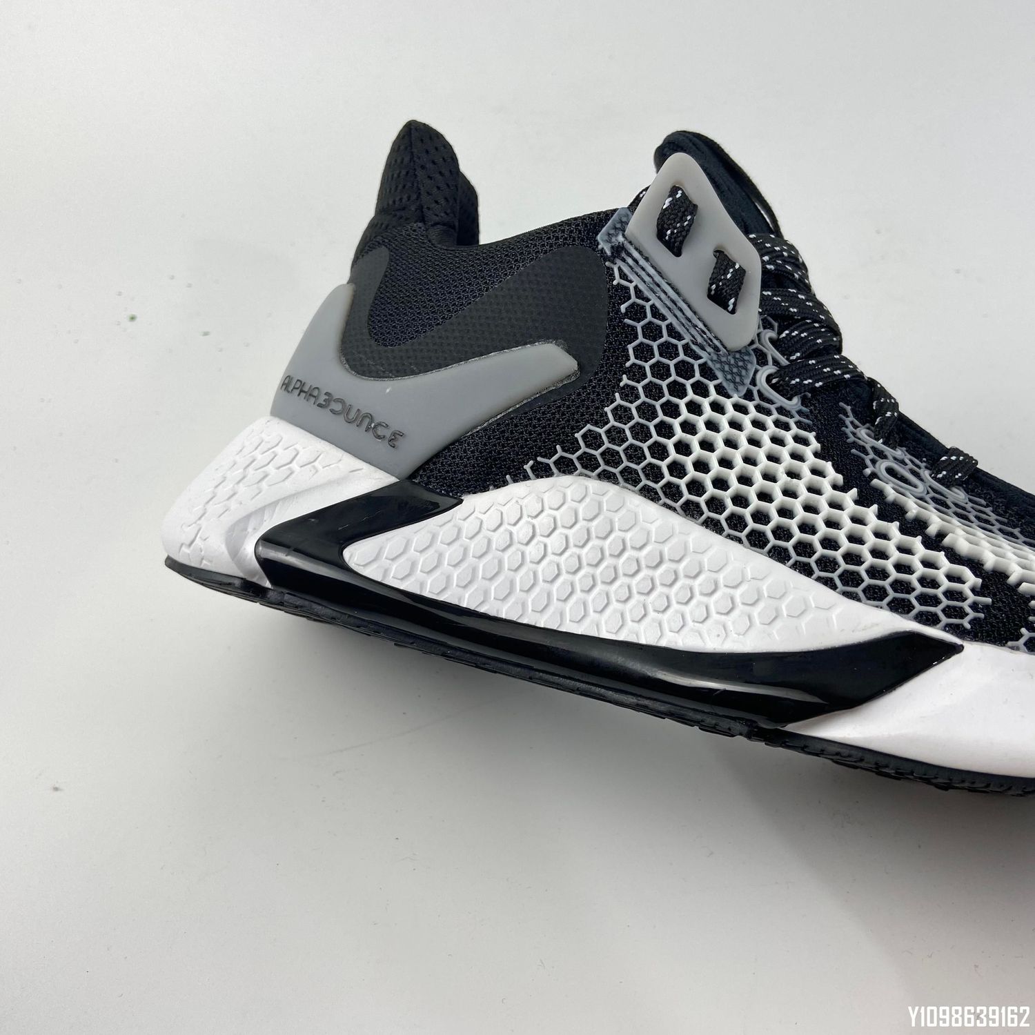 Adidas EDGE XT Limited Edition -Black White