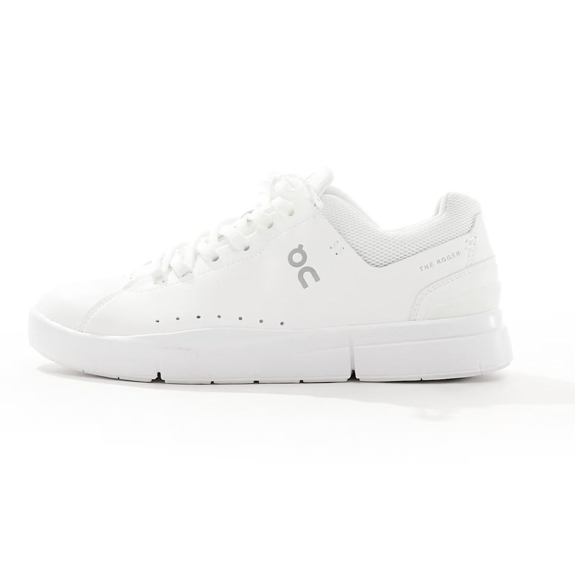 ON The Roger Advantage 'All White'