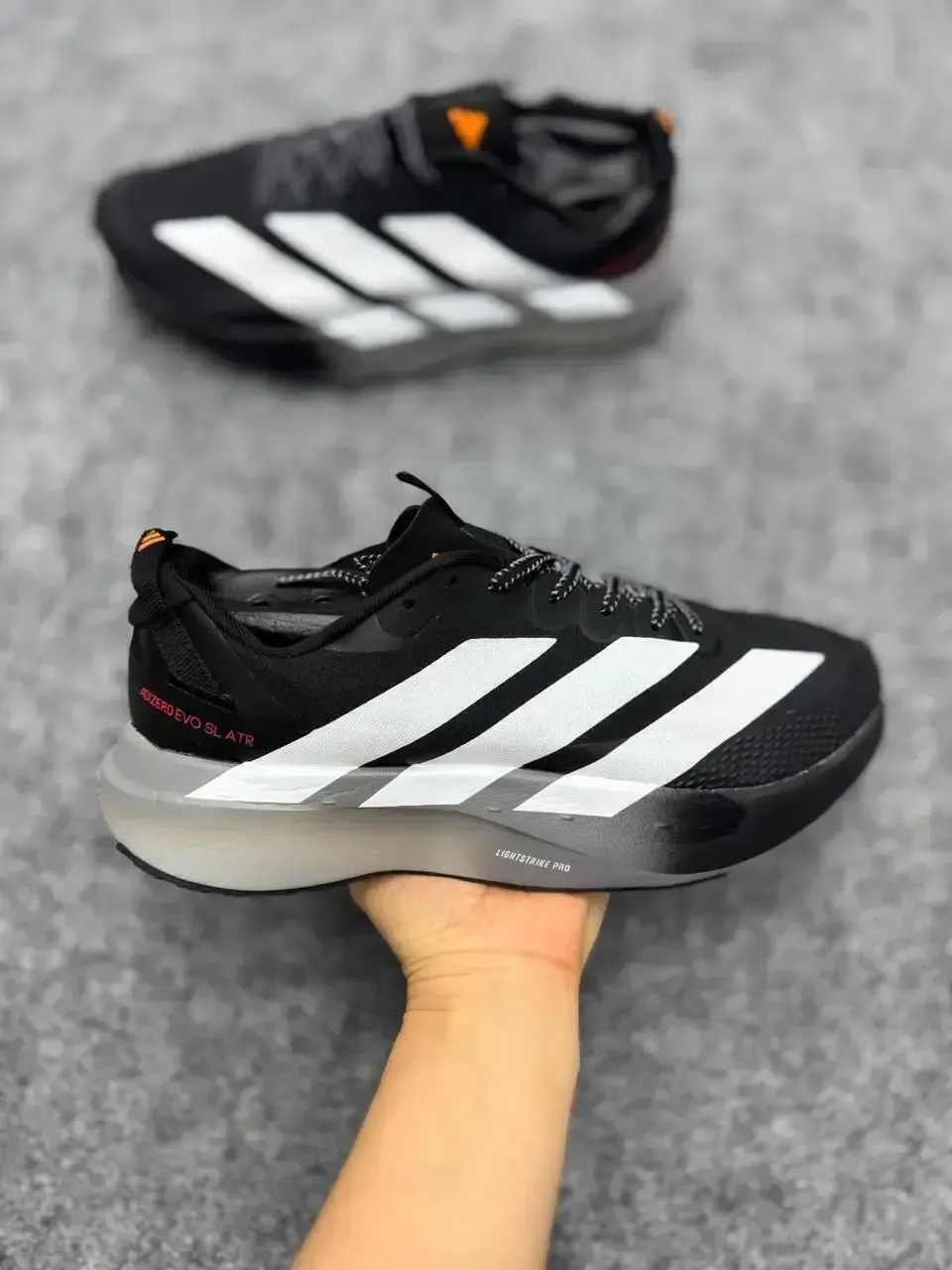 Adidas Adizero EVO SL ATR - Preto/Branco/Cinza