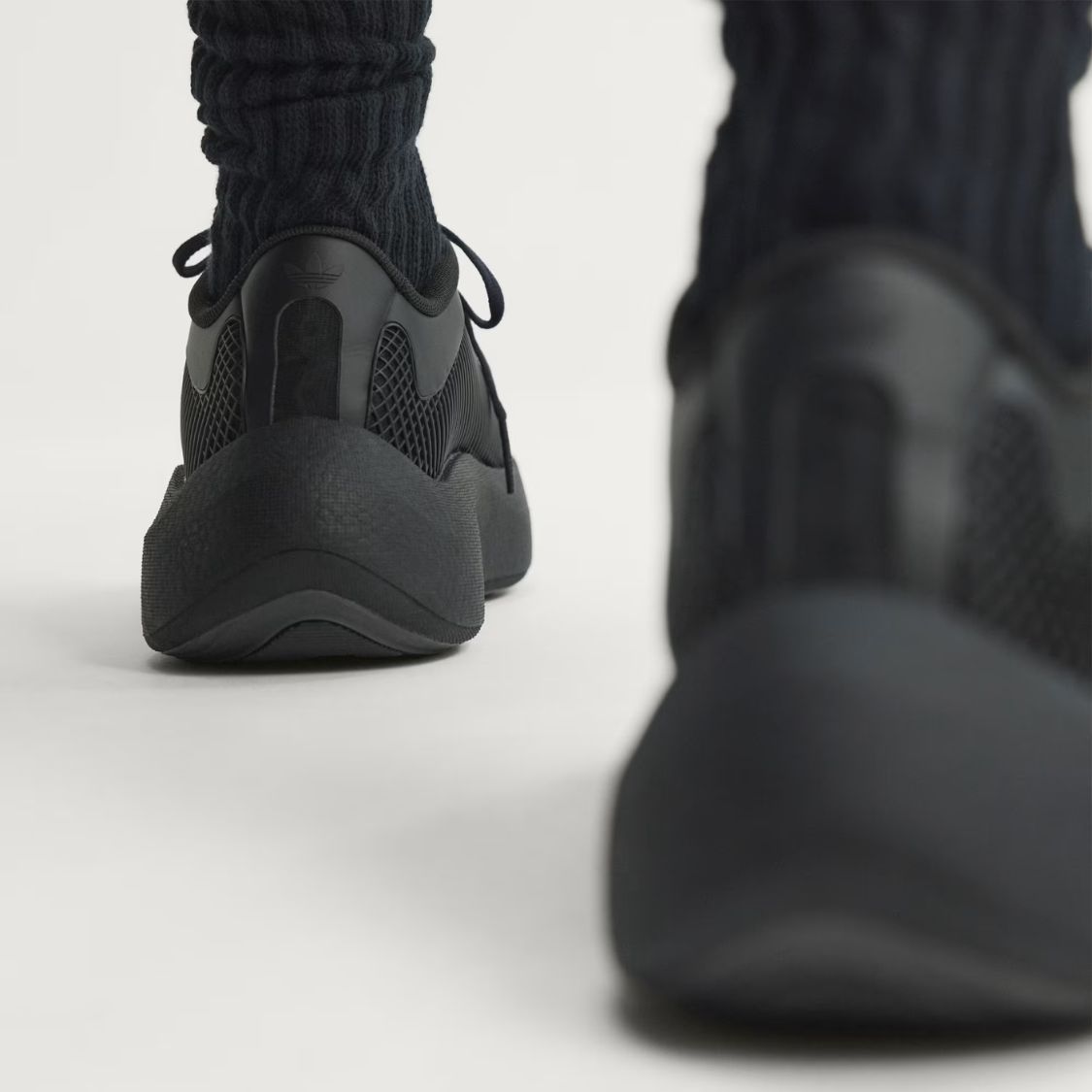 ADIDAS HYPERBOOST EPHR - Core Black