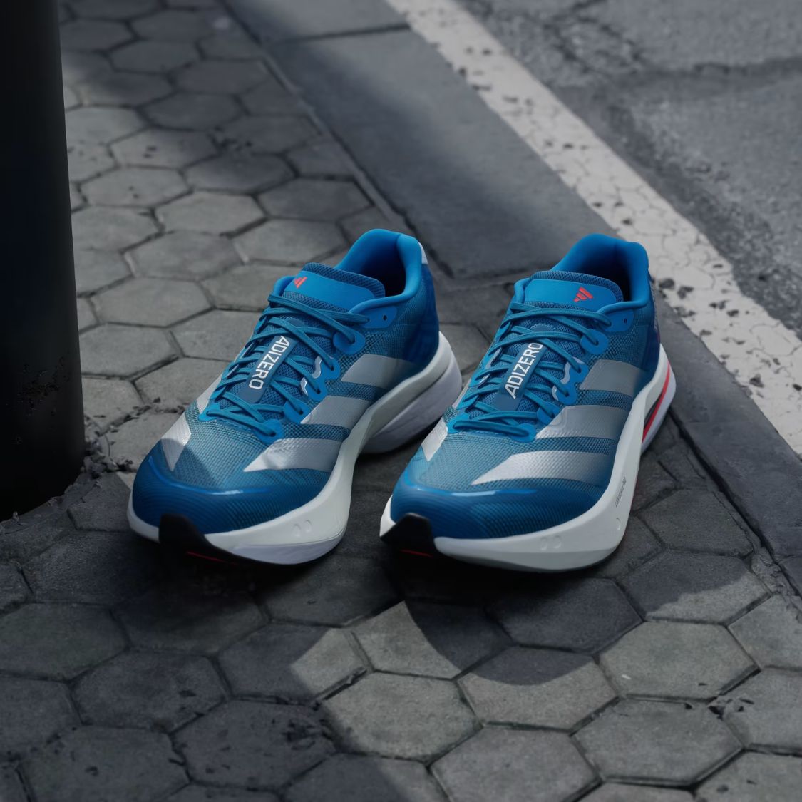 Adidas Adizero Boston 13 - Silver Metallic / Dark Blue