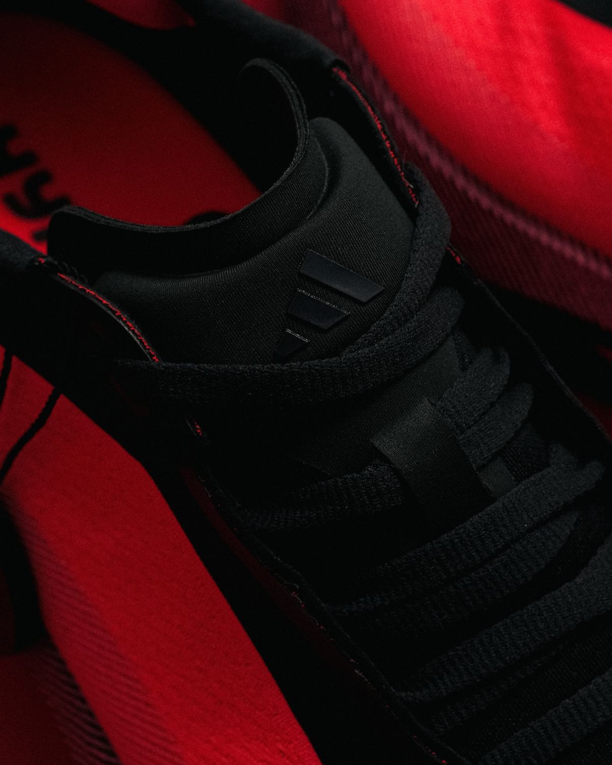 Adidas HYPERBOOST EDGE Running Shoes - Black Red