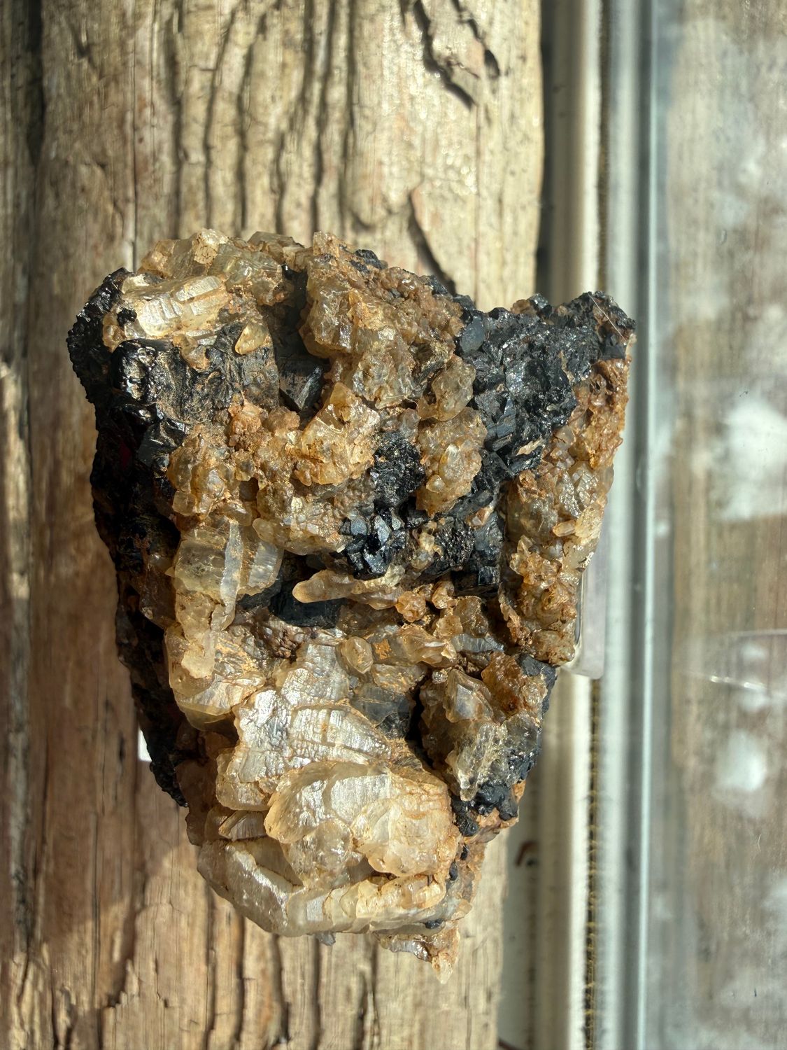 Franklinite-Willemite-Zincite