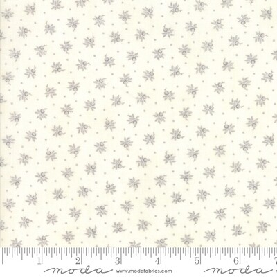 Memoirs Porcelain Lys