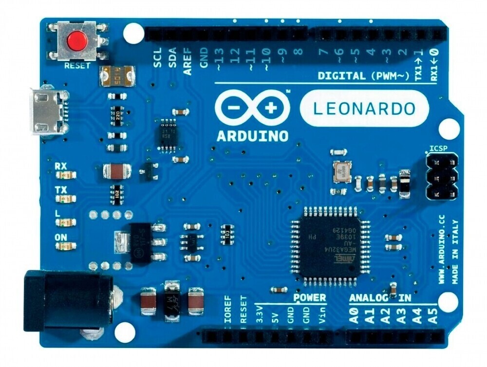 Arduino Leonardo с кабелем