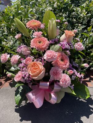 pink mixed arrangement