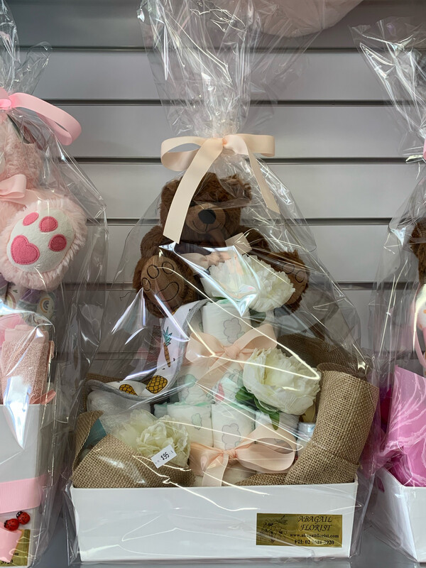 NEUTRAL NAPPY CAKE .1