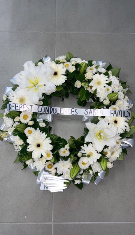 MEDIUM WREATH