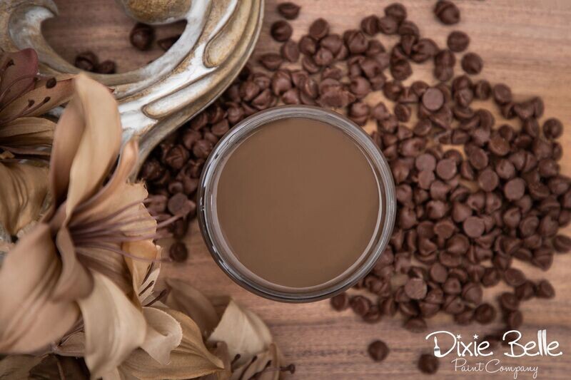 CHOCOLATE... RICH DARK CHOCOLATE