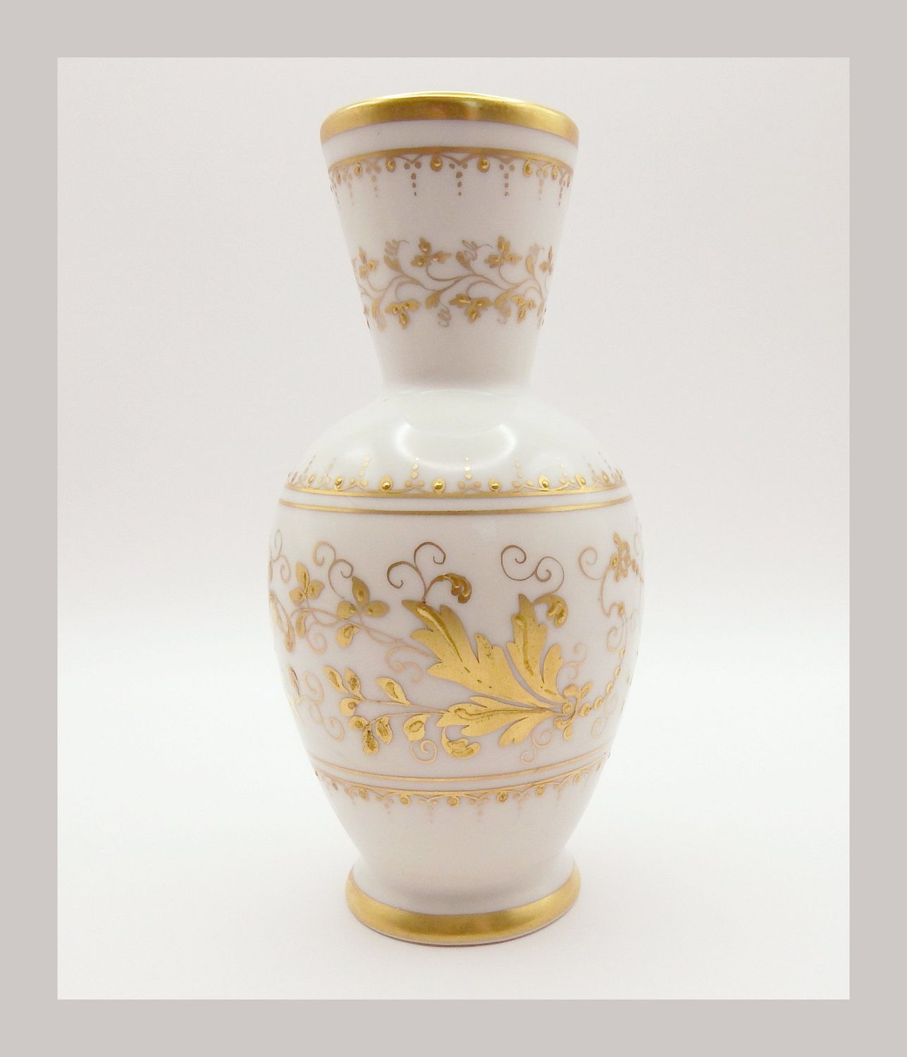 Le Tallec Vase, Marin in Gold Relief on White