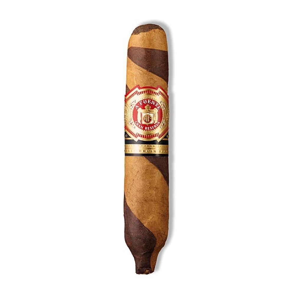 FUENTE HEMMINGWAY BETWEEN LINES