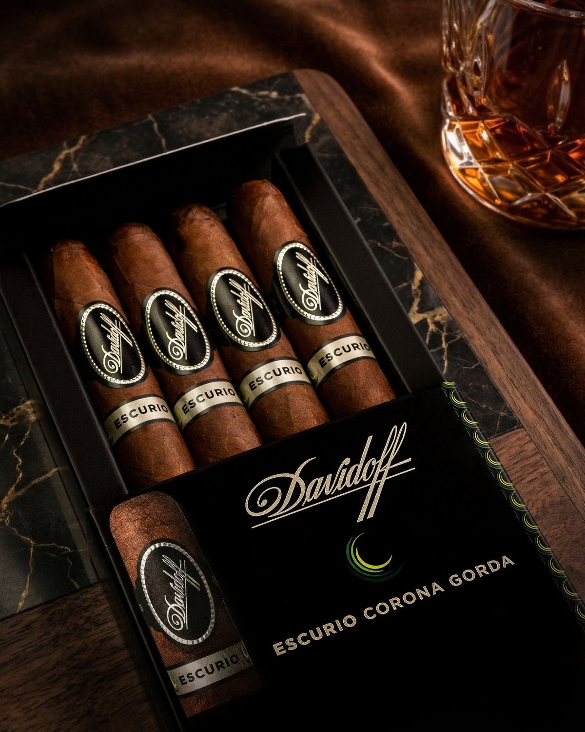 DAVIDOFF ESCURIO CORONA GORDA PACK