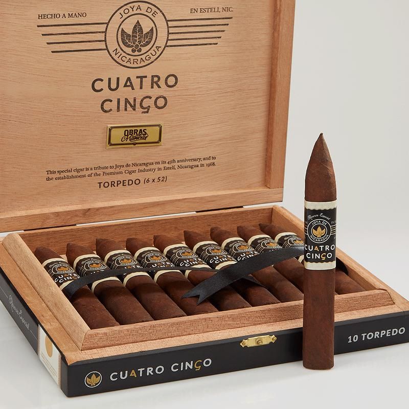 CUATRO CINCO TORPEDO BOX