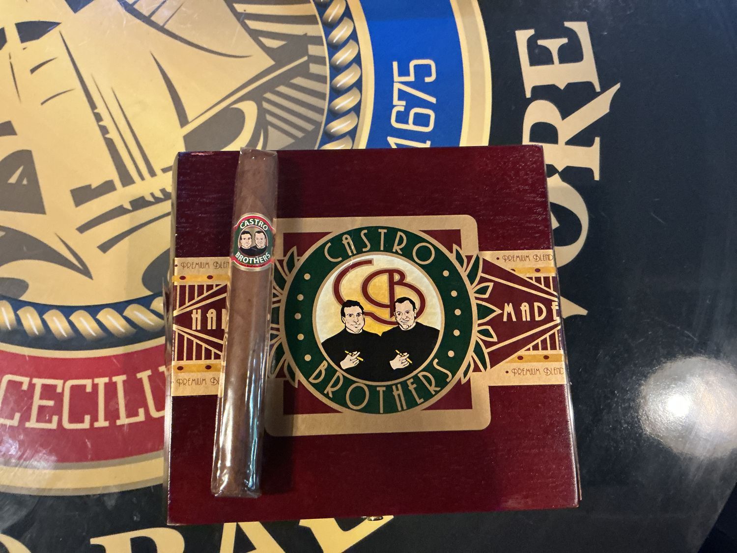 CASTRO BROTHER COROJO TORO BOX