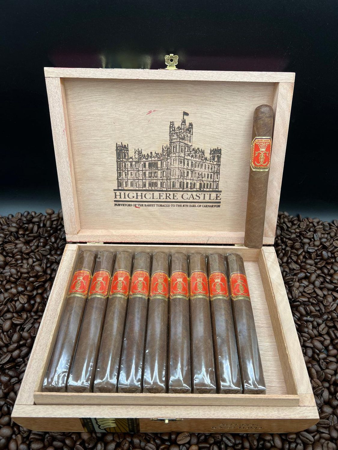 HIGHCLERE CASTLE TORO VICTORIAN BOX