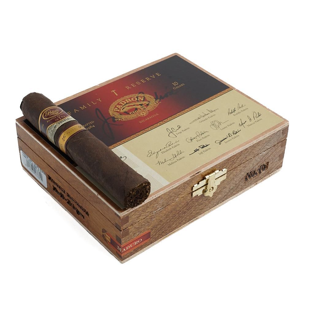 PADRON FAMILY RESERVE 46 MADURO BOX