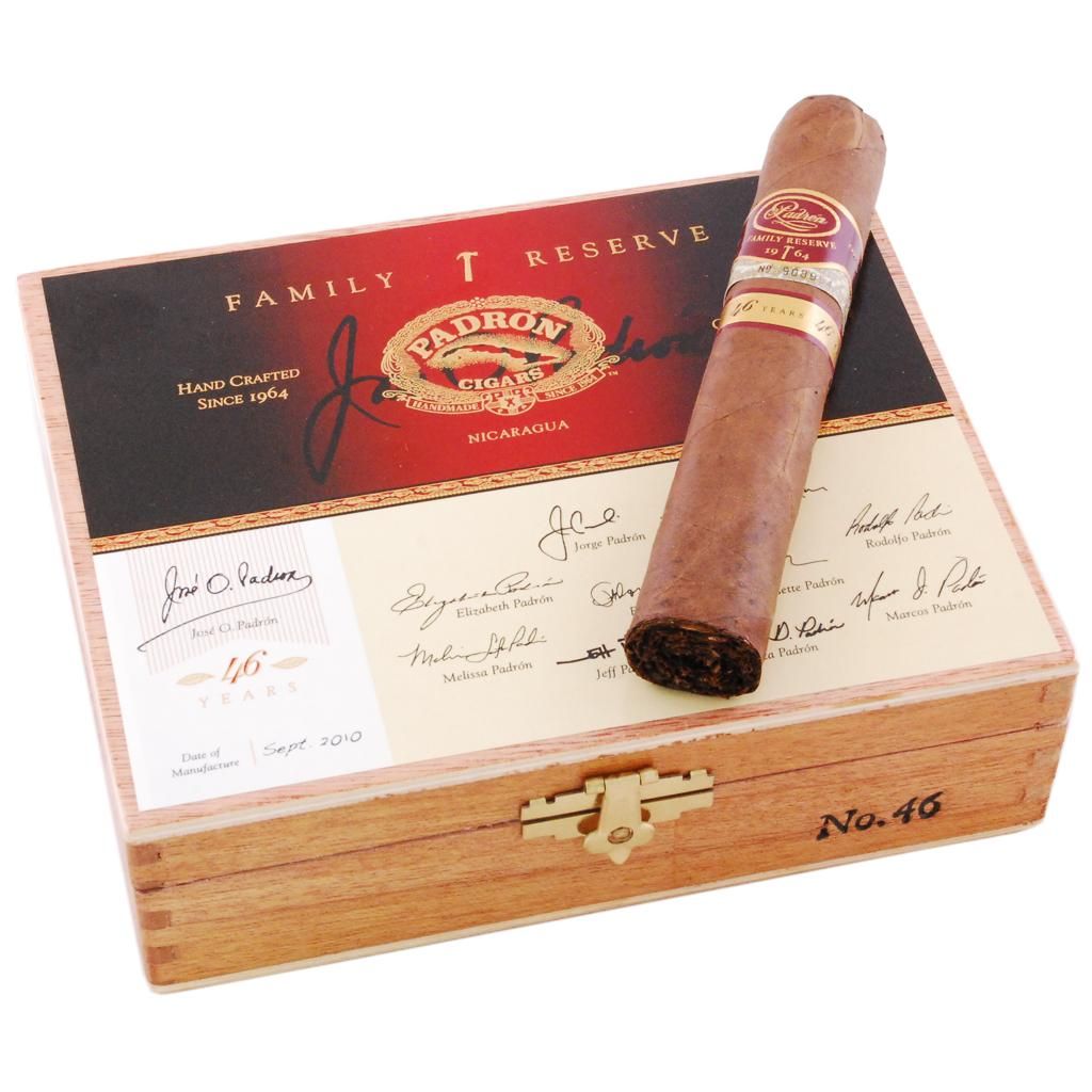 PADRON FAMILY RESERVE 46 NATURAL BOX