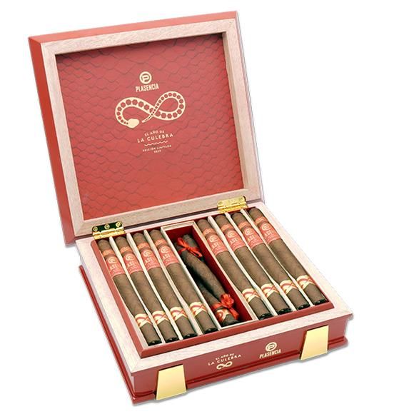 PLASENCIA YEAR OF THE SNAKE LANCERO BOX