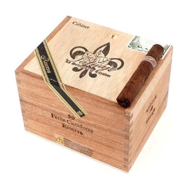 TATUAJE PETITE CAZADORE BOX