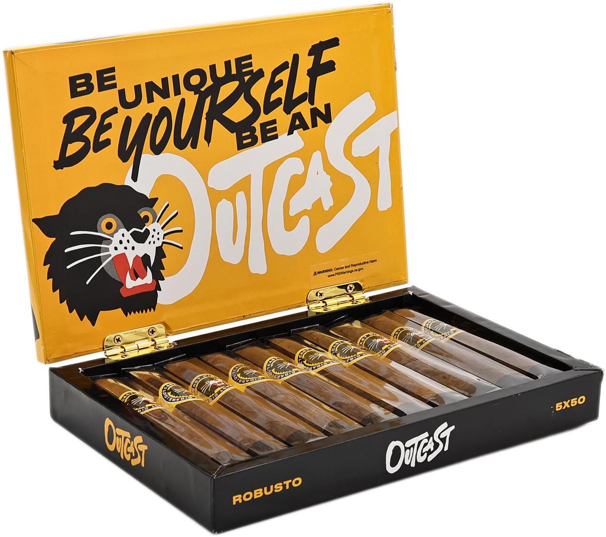 OUTCAST ROBUSTO BOX