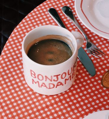 Madame Mug