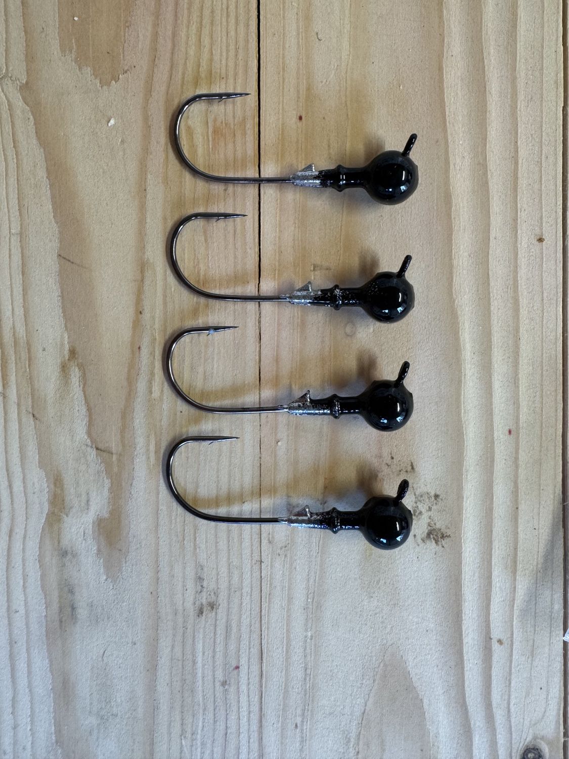 Black Jig Heads