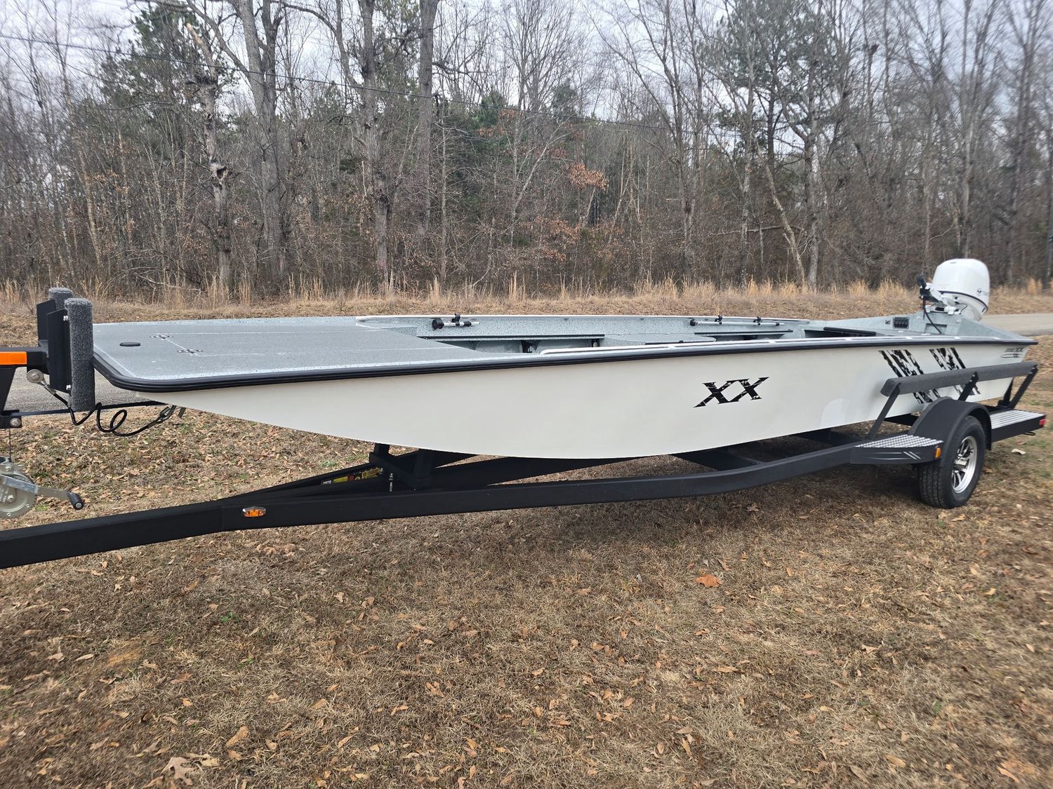 2026 Double XX XJ2150 | White