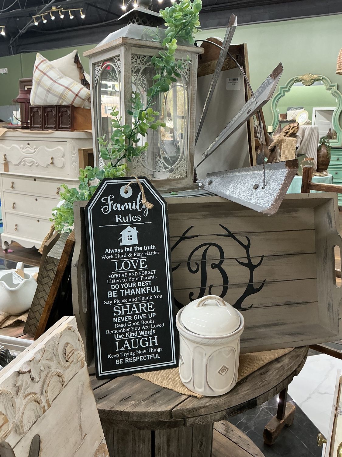 Family rules wall art