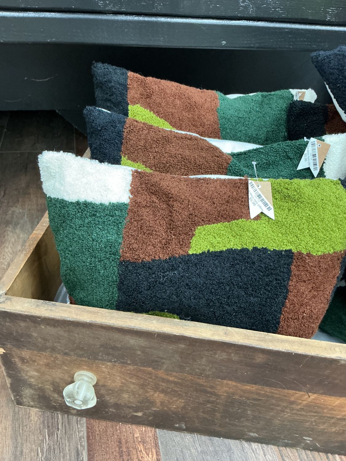 Art deco toss pillow