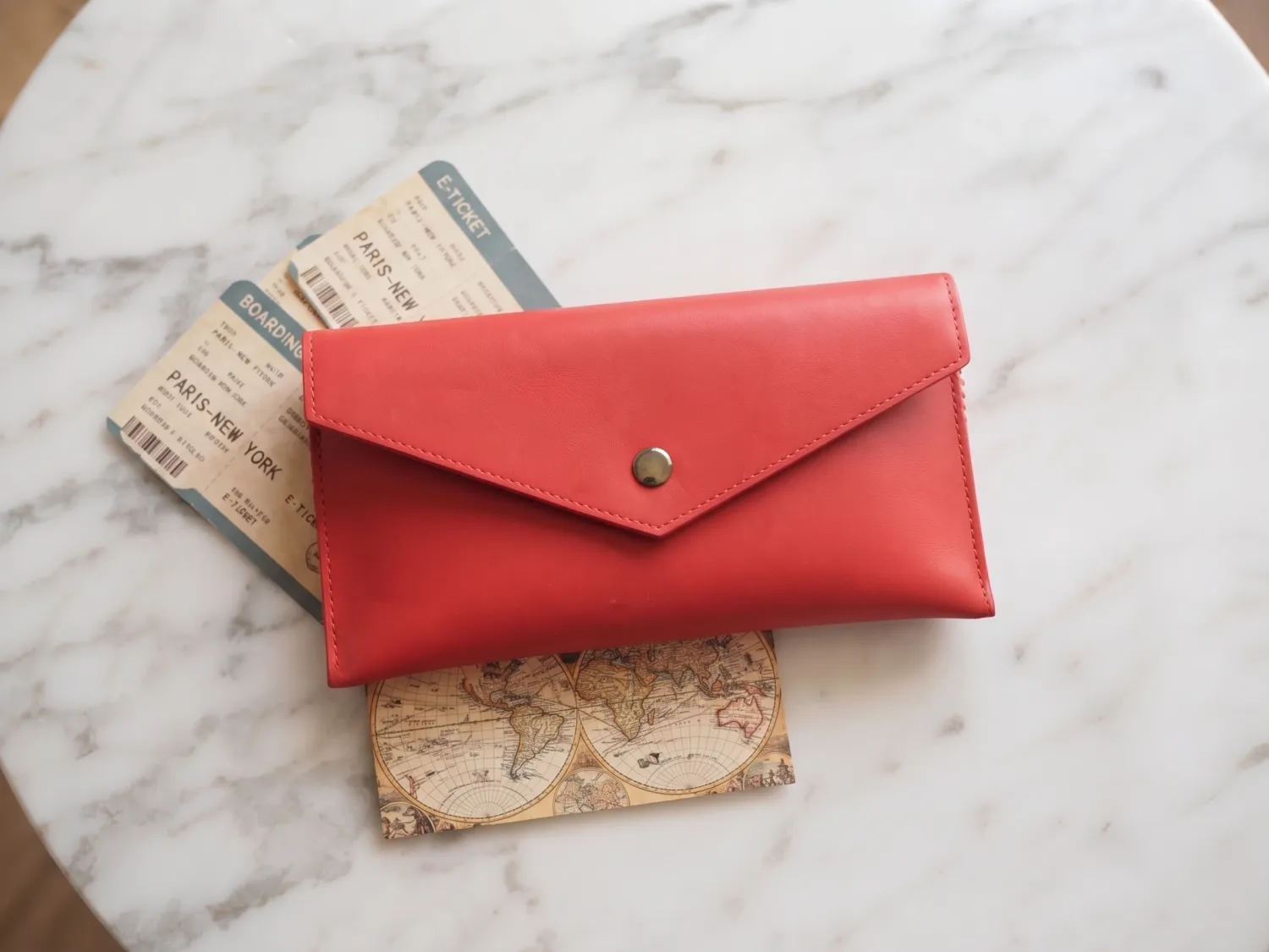 Pochette rouge cuir