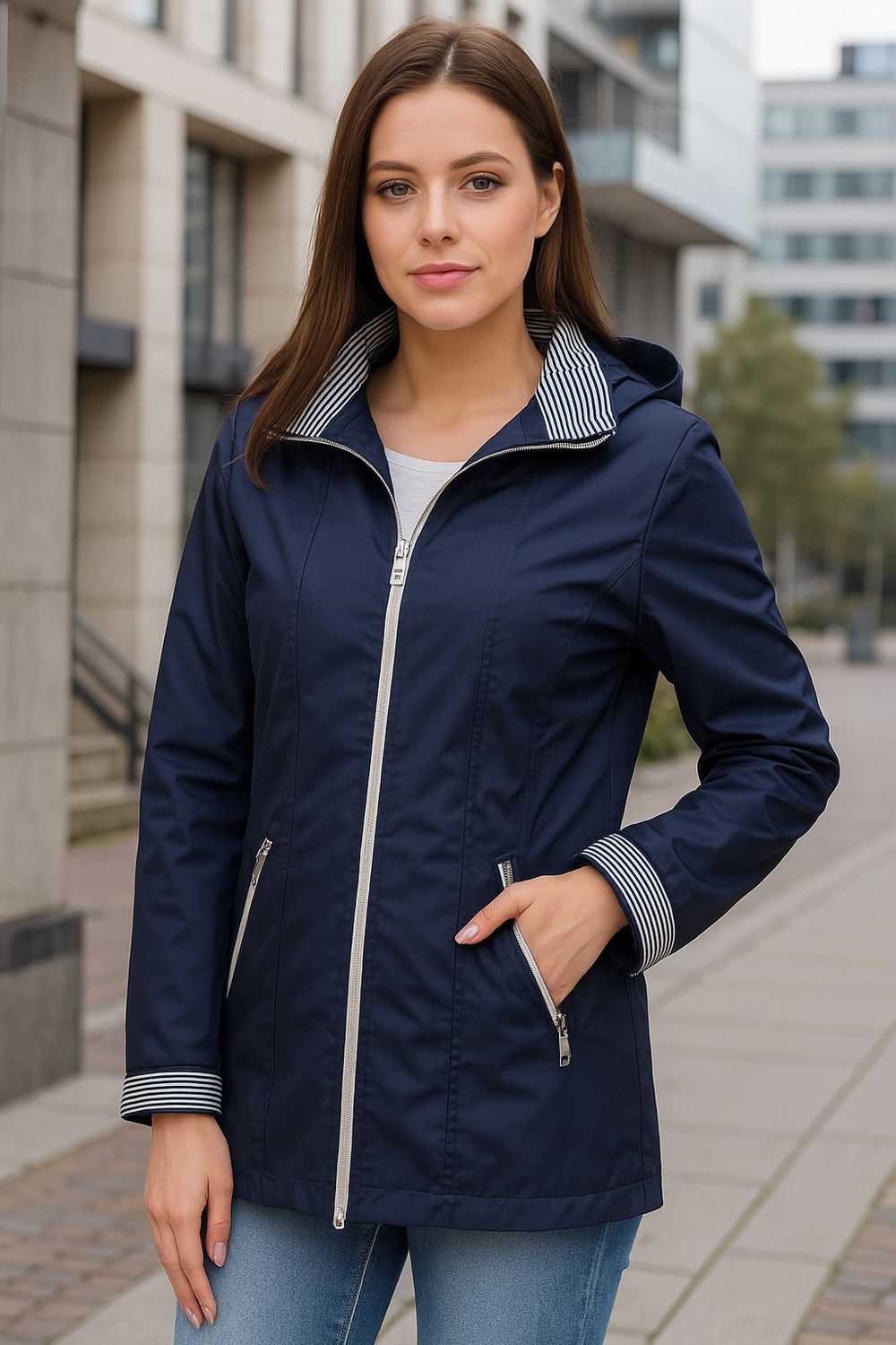 Kurtka Pola - kolor granatowy