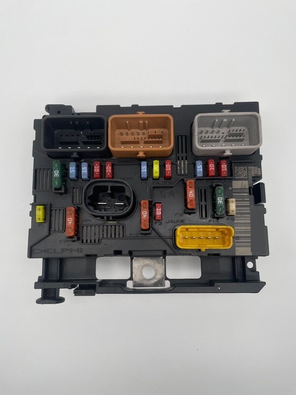 Peugeot Citroën BSM Delphi R02 9675877980 Peugeot Citroën BSM Delphi R02 9675877980