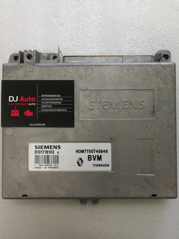Renault Calculateur moteur Clio 1.4 Siemens S101718102 E 7700864508
