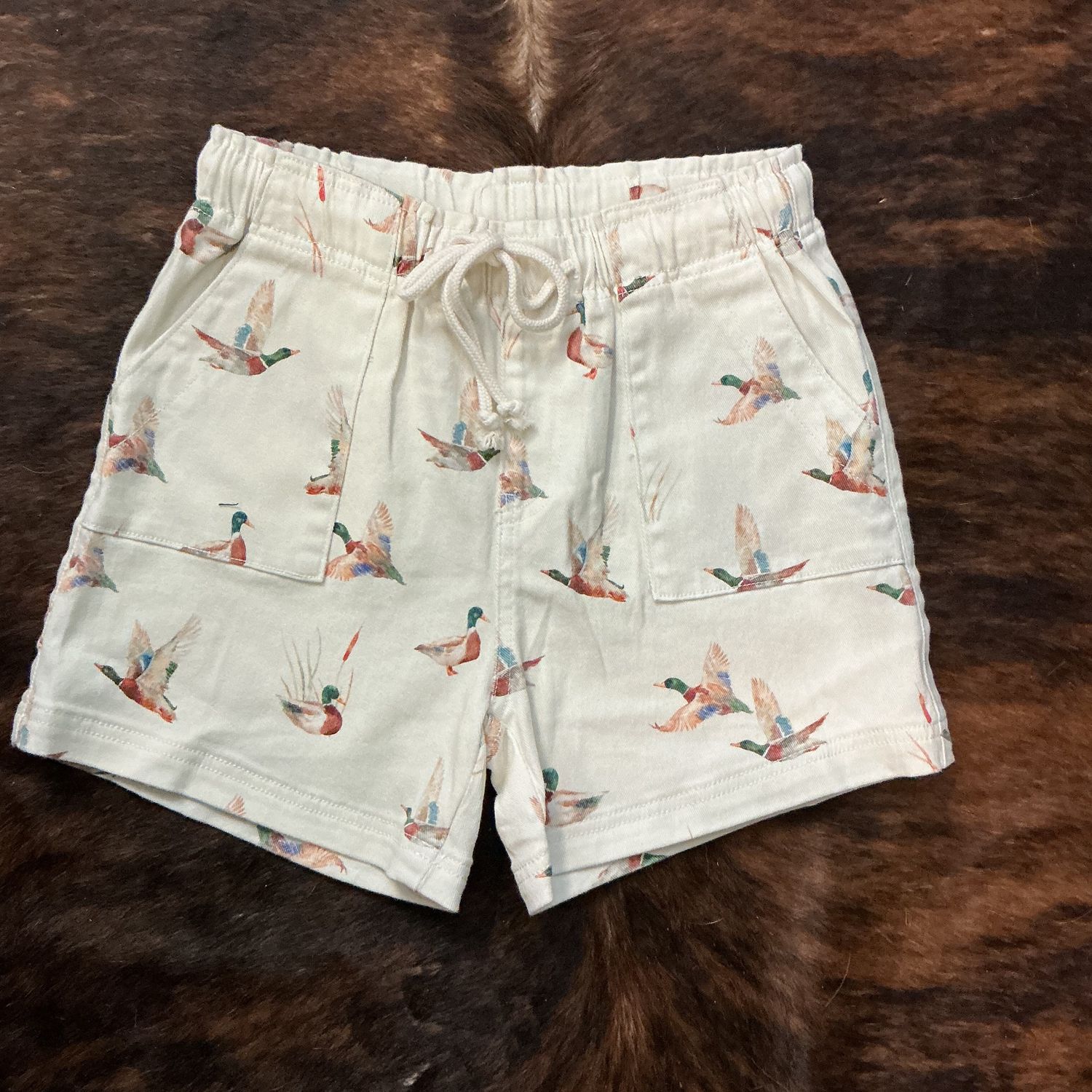 Women’s Drawstring Elastic Waist Duck Shorts