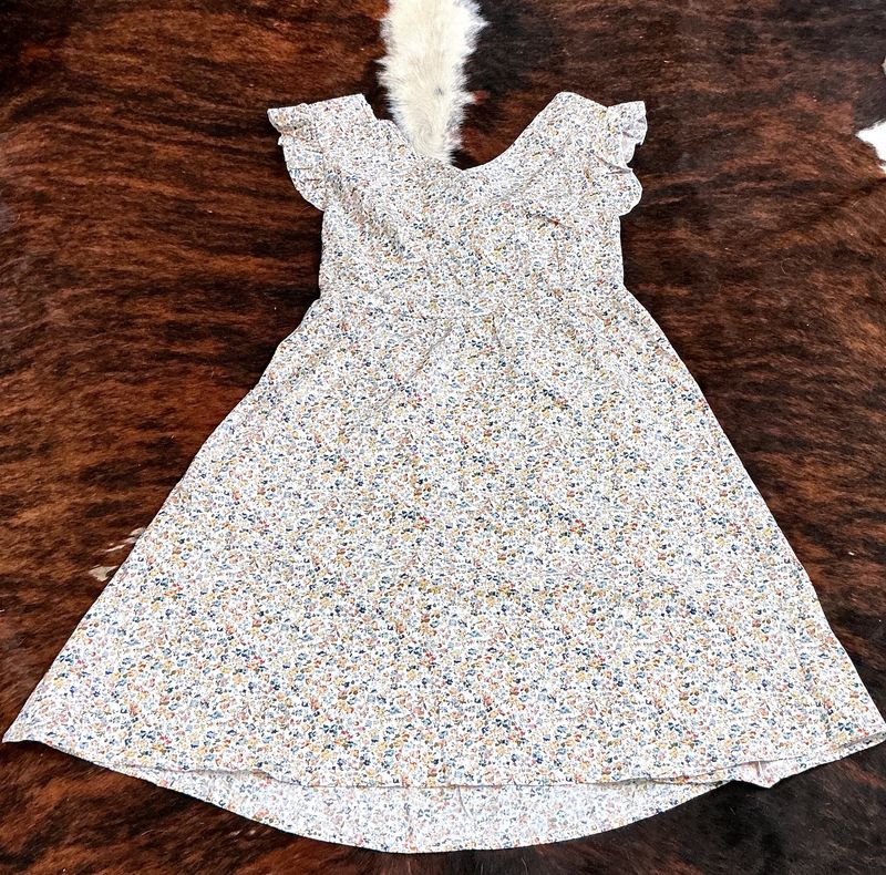 Women’s Floral Print Ruffled/Lace Sleeve V-Neck Dress