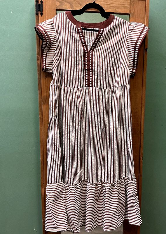Women's Plus Size Spring Ruffled Stripe Contrast Trim V Neck Dress