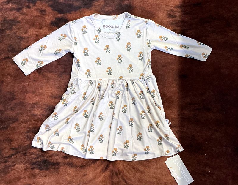 Girls 3/4 Sleeve Pocket Dress-Marigolds
