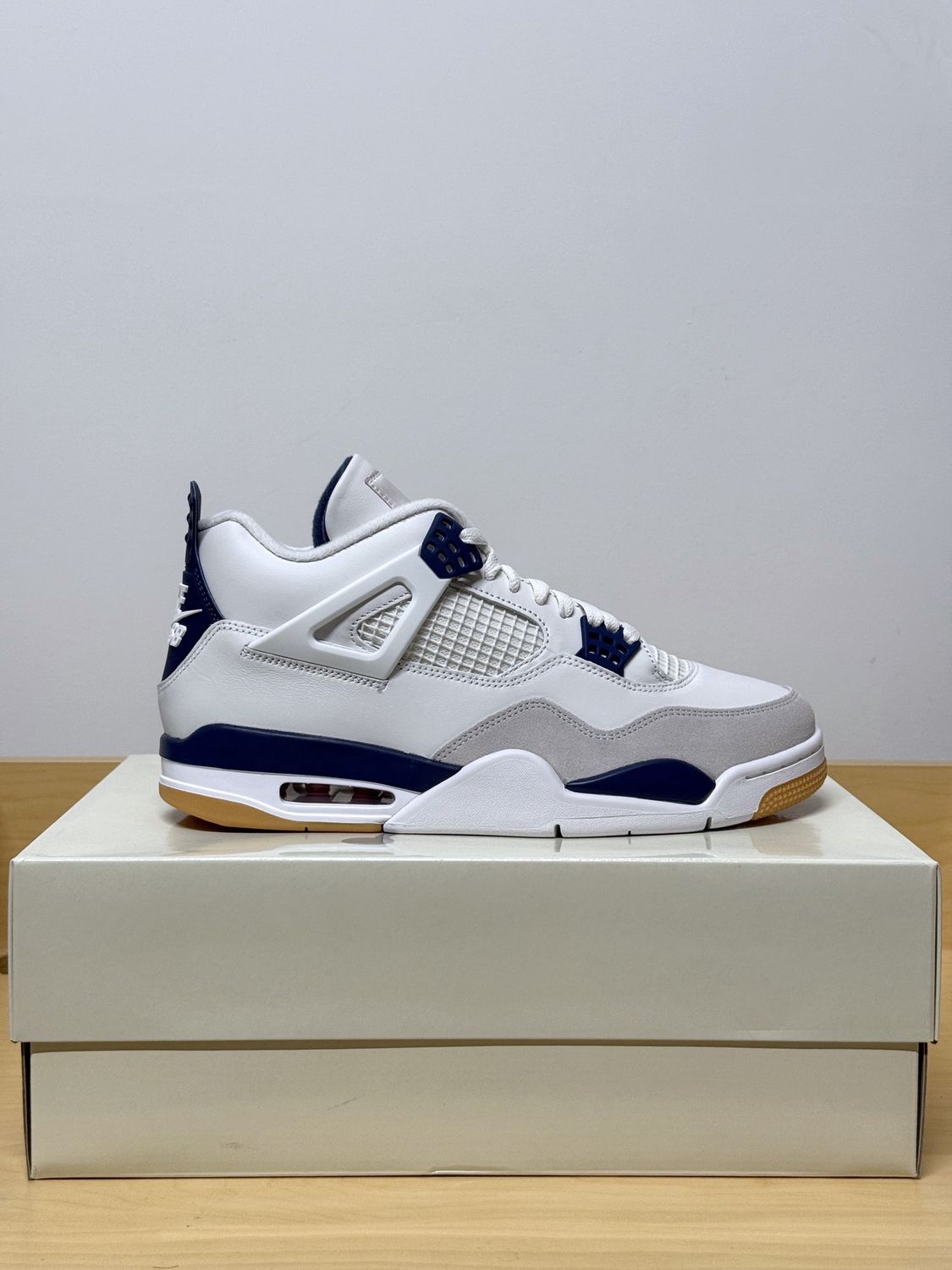 Jordan 4 SB Navy Sz 11M