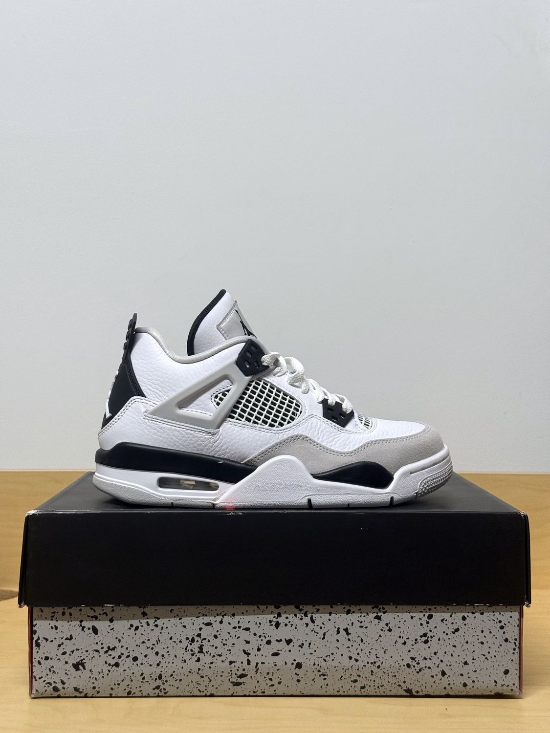 Jordan 4 Military Black Sz 6Y
