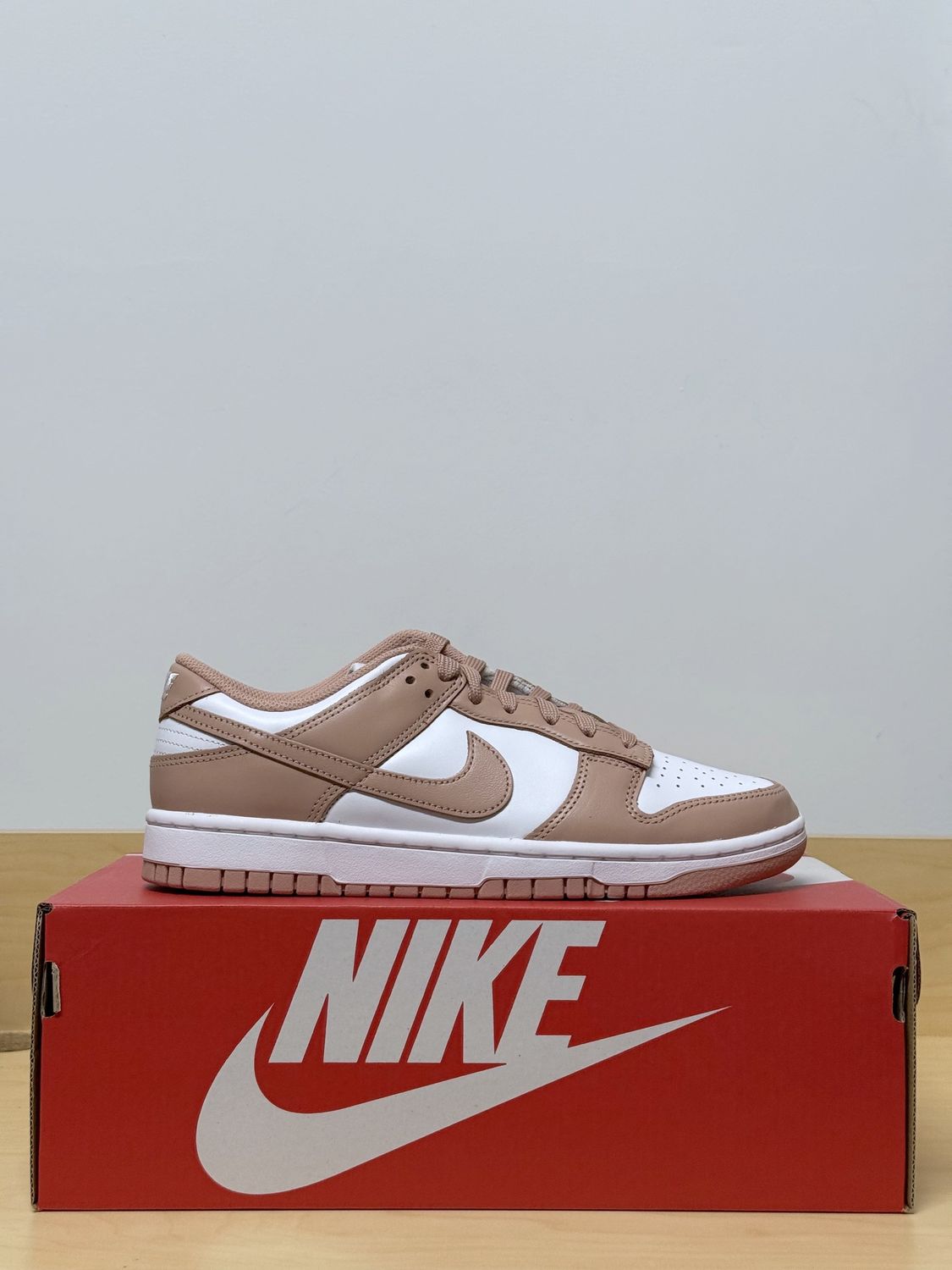 Nike Dunk Low W Rose Whisper Sz 6W (4.5Y)