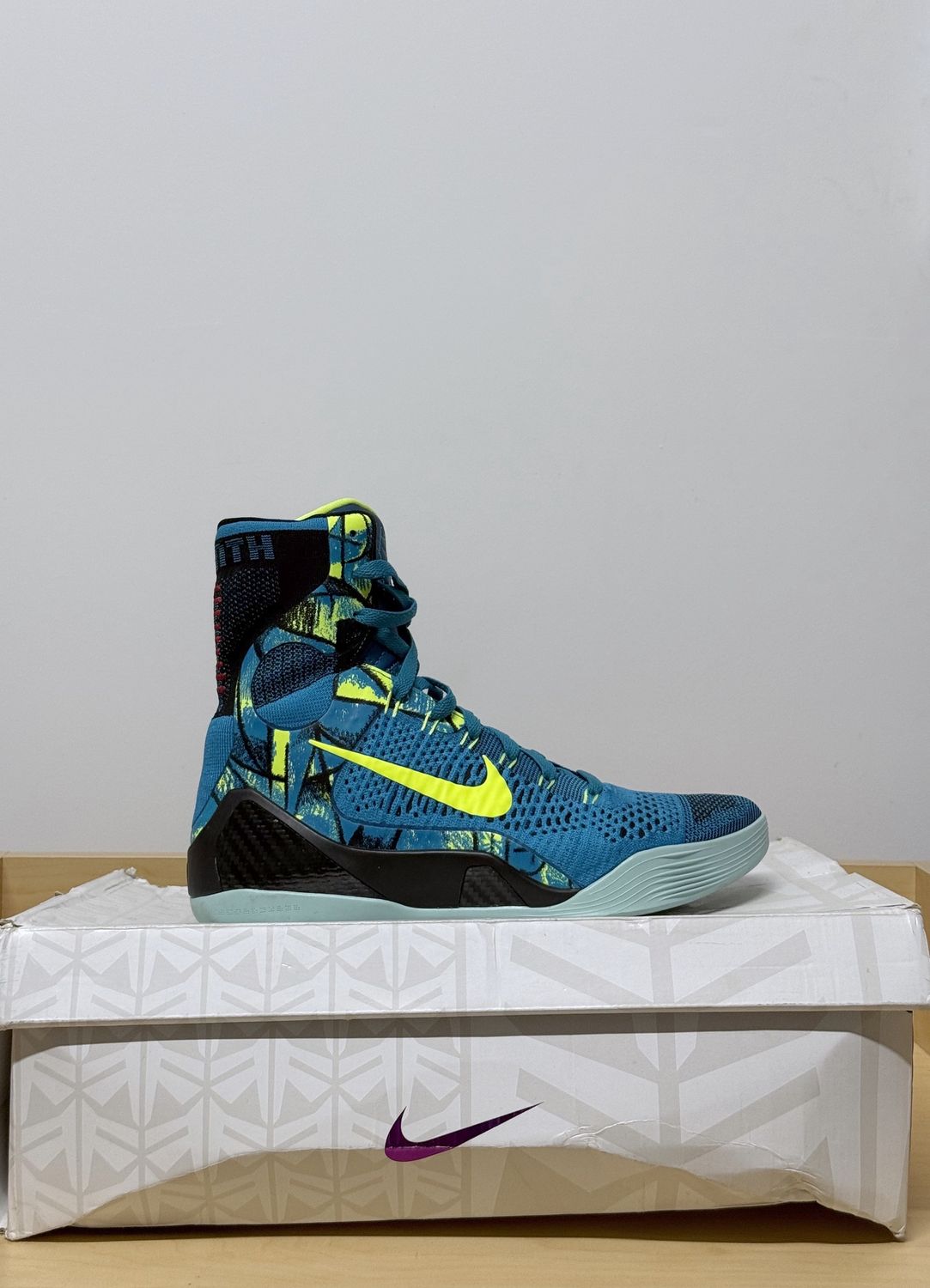 Kobe 9 Elite High Perspective Sz 9.5M