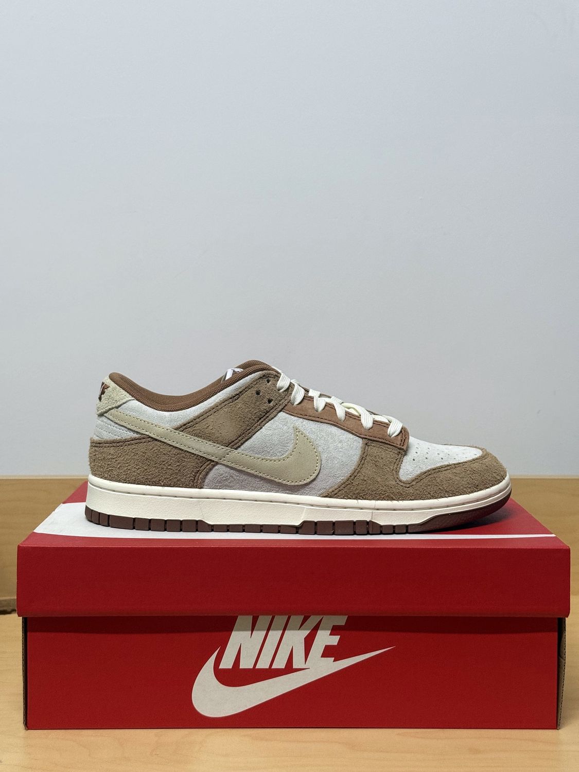 Nike Dunk Low Curry Sz 10.5M